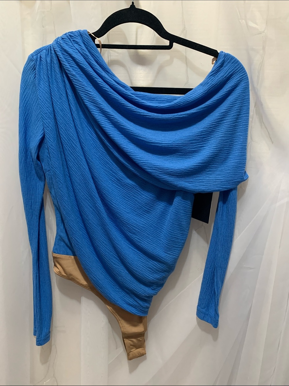 JLUXLABEL Blue Textured One Shoulder Bodysuit - Picture 4 of 8